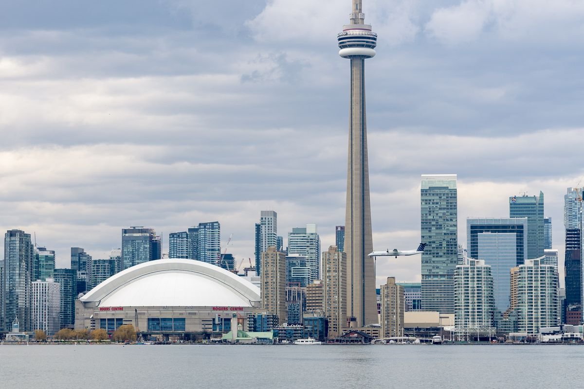 Custo de Vida em Toronto em 2026: Quanto Custa Morar por Mês